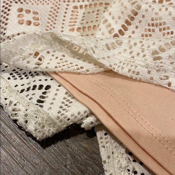 White Lace Long sleeve Dress - Picture 3 of 3